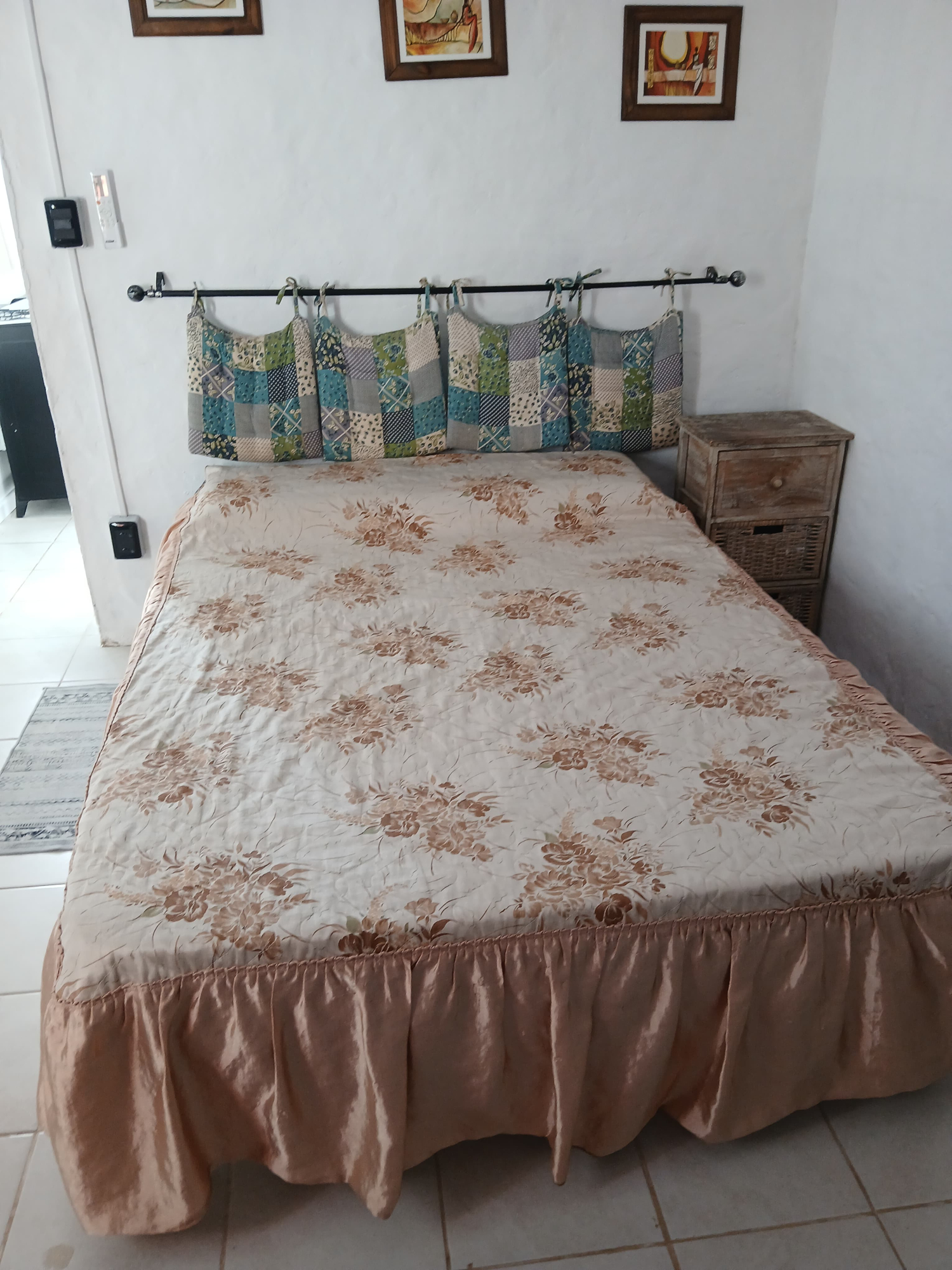 Cama matrimonial